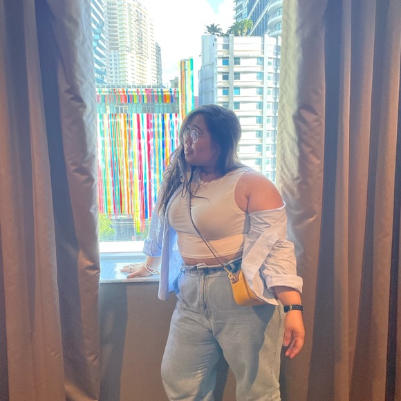 Meet your Posher, Andrea - Picture 4 of 7